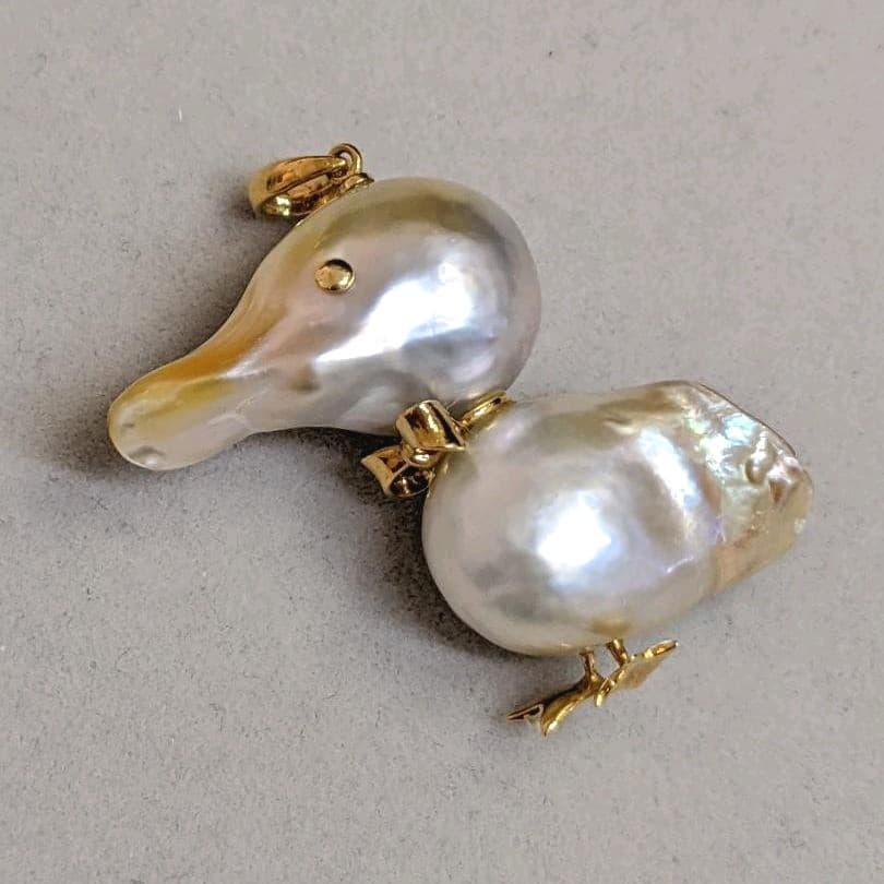 工場 かわいいアヒル バロックパール K18 ペンダントトップ ダック