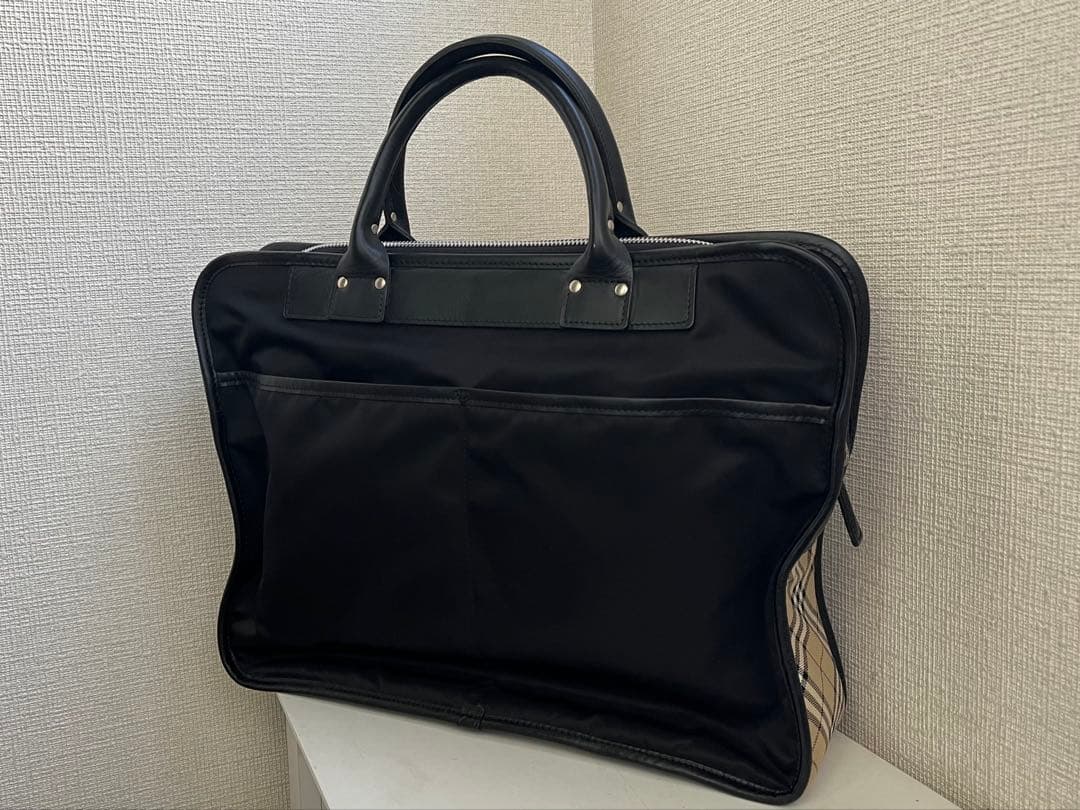実質未使用美品です☺︎BURBERRY/バーバリーノバチェックビジネスバッグ