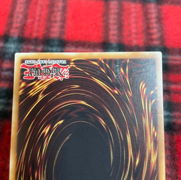 遊戯王(EU版)クリスタルウイングシンクロドラゴン ホログラフィックレア　希少