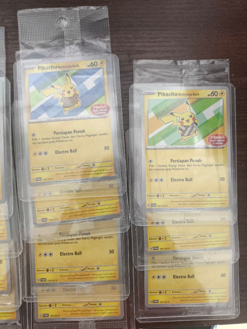 バティックシャツを着たピカチュウ PIKACHU BATIK 15枚セット