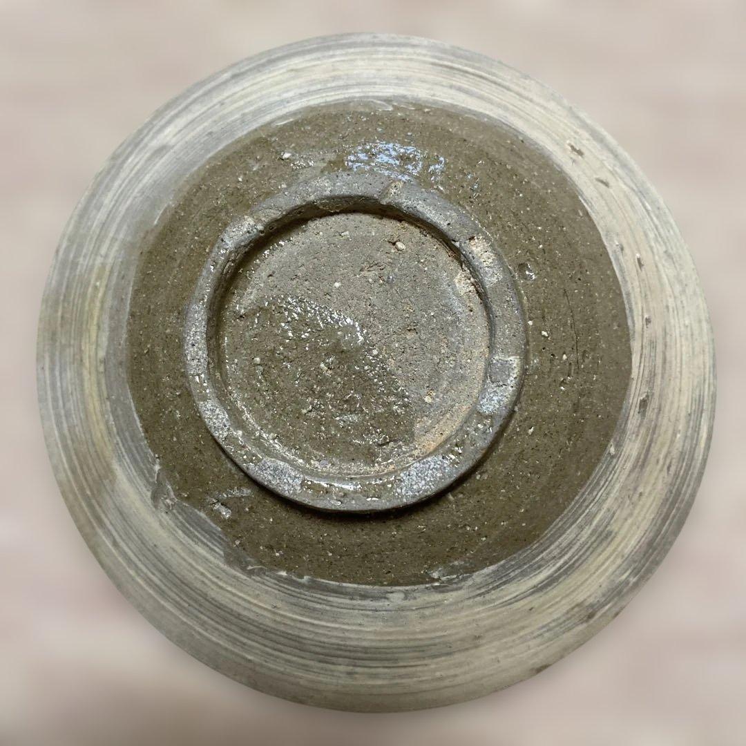 李朝前中期 刷毛目平茶碗 - メルカリ