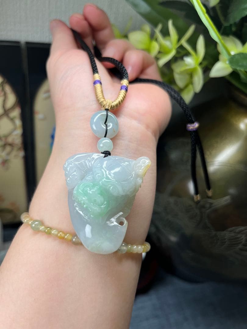 新入荷‼️御守り❣️天然A貨翡翠 希少の3色翡翠、開運