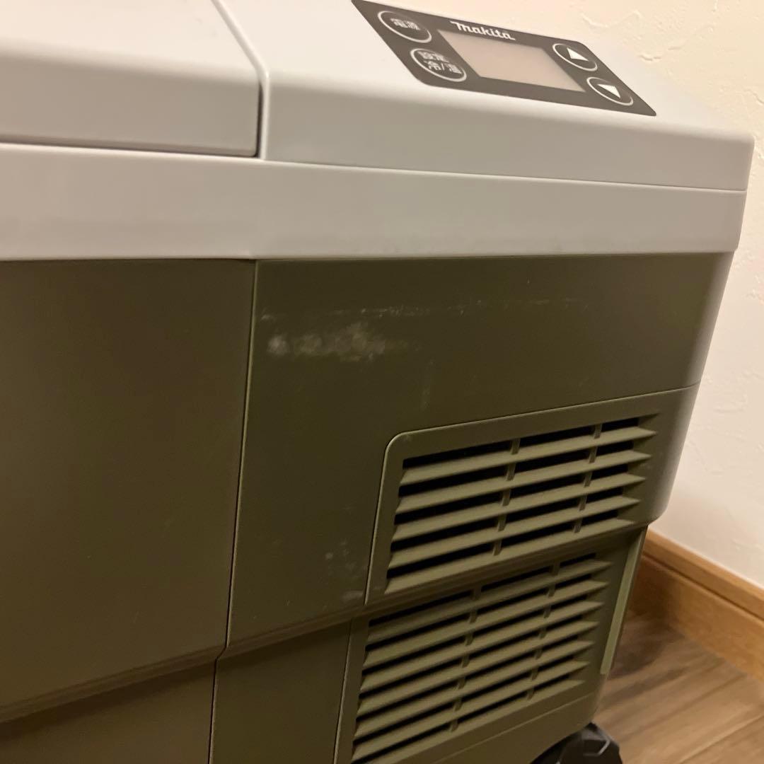 Makitaポータブル冷蔵庫 CW001Ｇ＋バッテリー18v5.0ah2個付美品