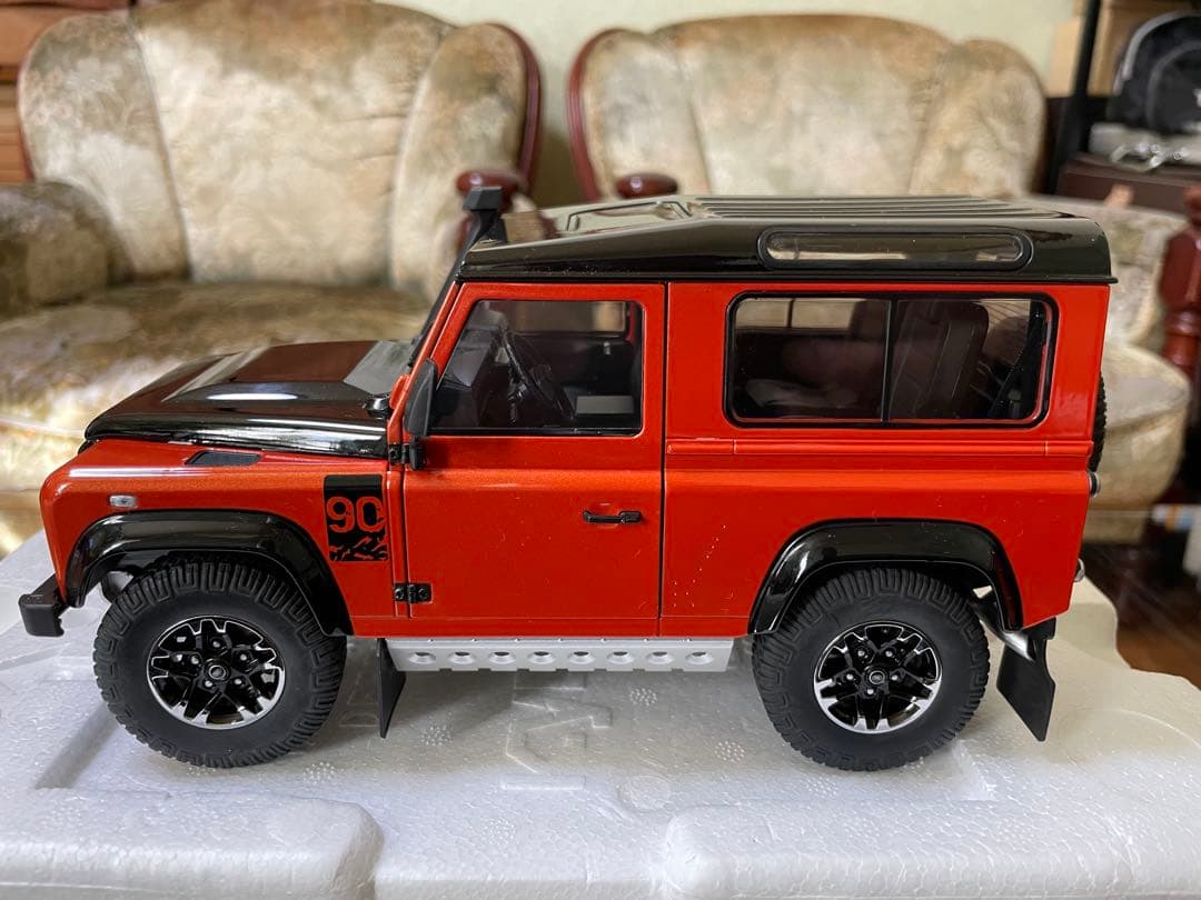 価格変更 1/18 京商ランドローバー ディフェンダー90 アドベンチャー