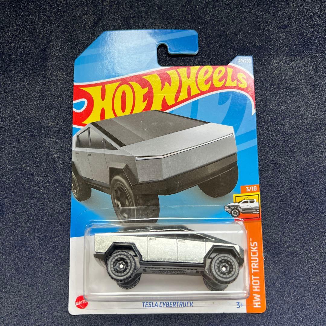 ホットウィールTesla Cybertruck 3台セット