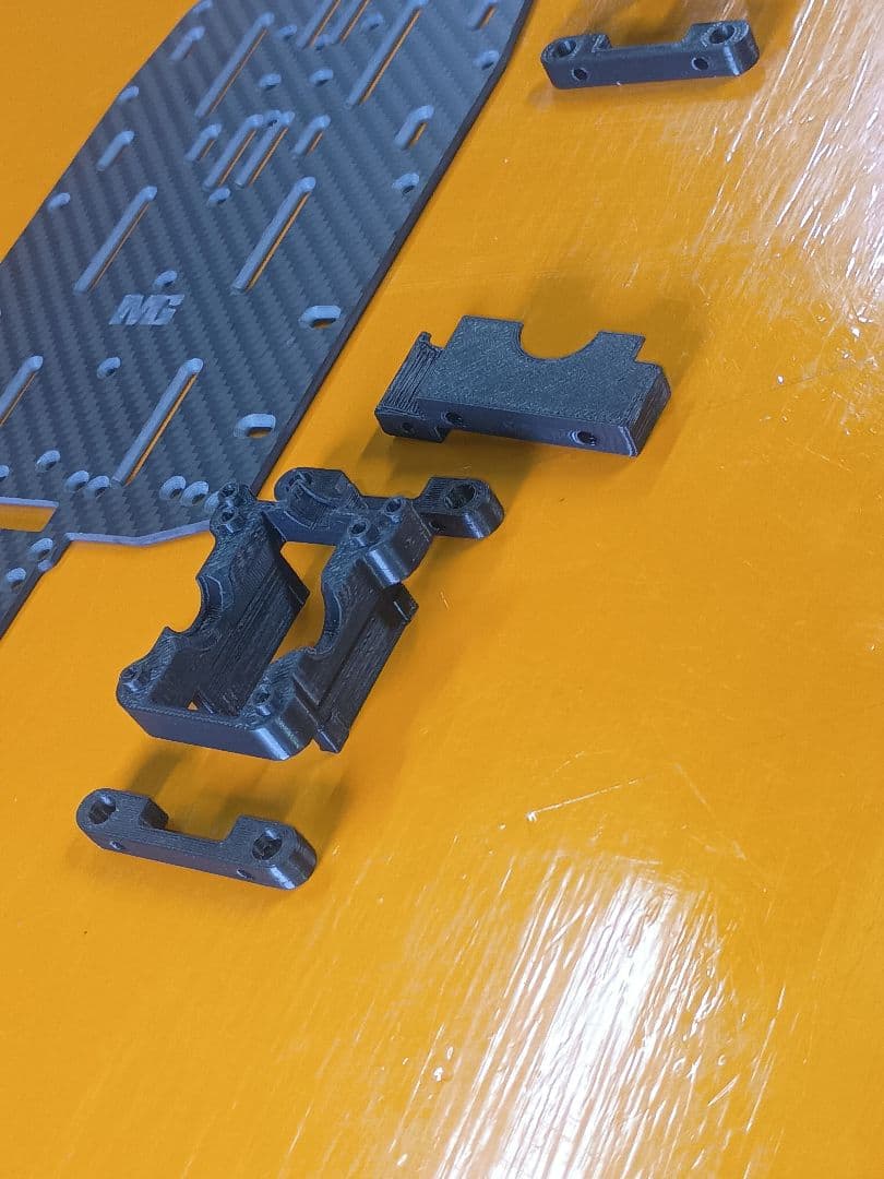 TT02　カーボンコンバキット　RWD メタルガレージ　lGarage