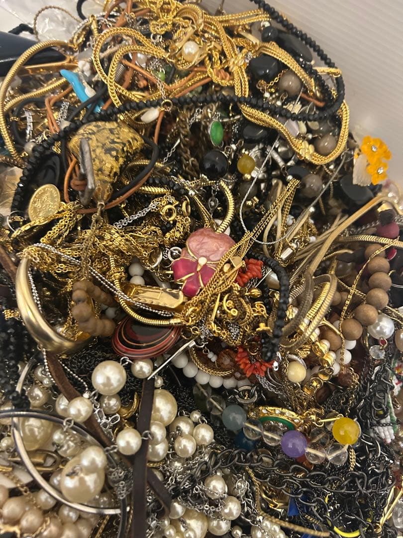 ジャンク　アクセサリーおまとめ 4kg程度