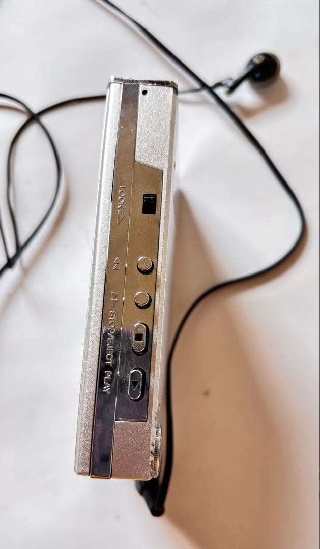 SONY WM-102 カセットプレーヤー イヤホン付き ジャンク品