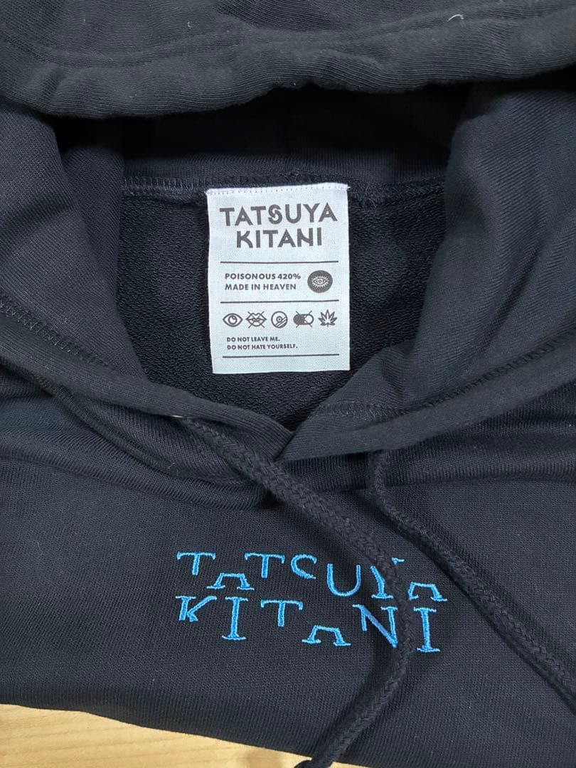 《未使用品》キタニタツヤ \"WHERE OUR BLUE IS\"パーカー　黒 Ｌ