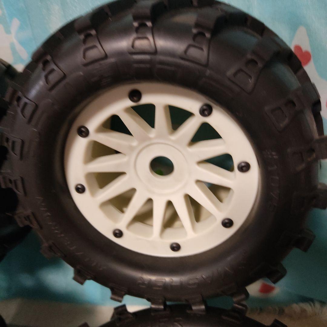 hpi トラクサス　ビードロックホイール　タイヤ