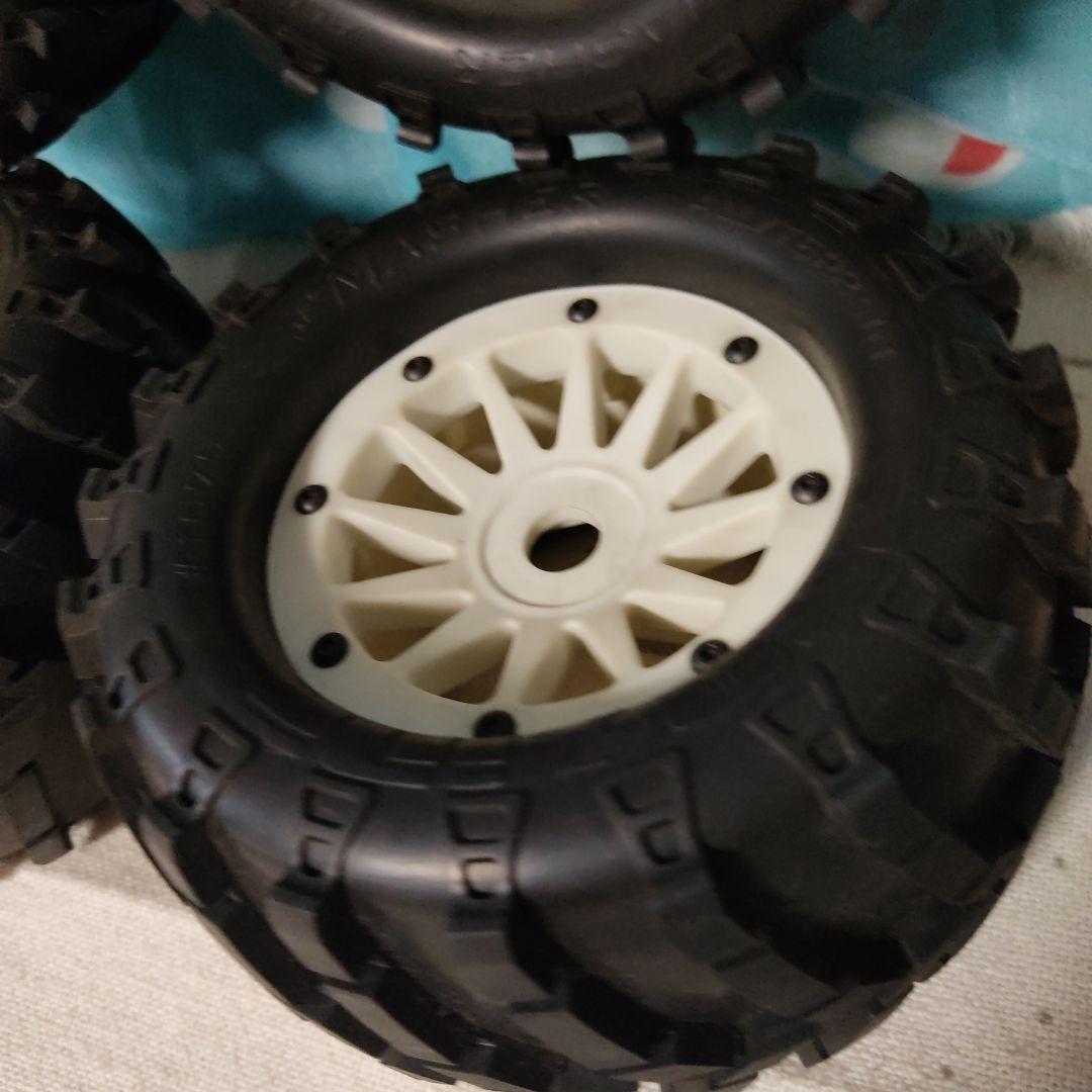 hpi トラクサス　ビードロックホイール　タイヤ