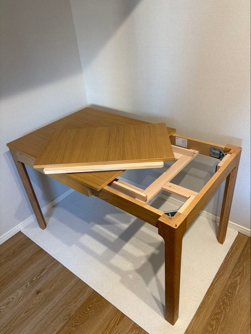 IKEA 伸長式テーブル EKEDALEN