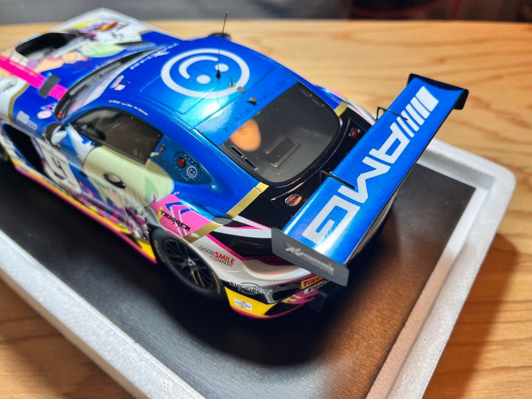 プロメア　フィギュア　PROMARE　ブラックファルコン　1/18 ミニカー