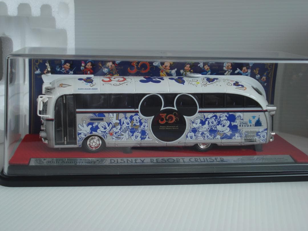 ディズニーリゾートクルーザー ダイキャストモデル 1/43 30周年