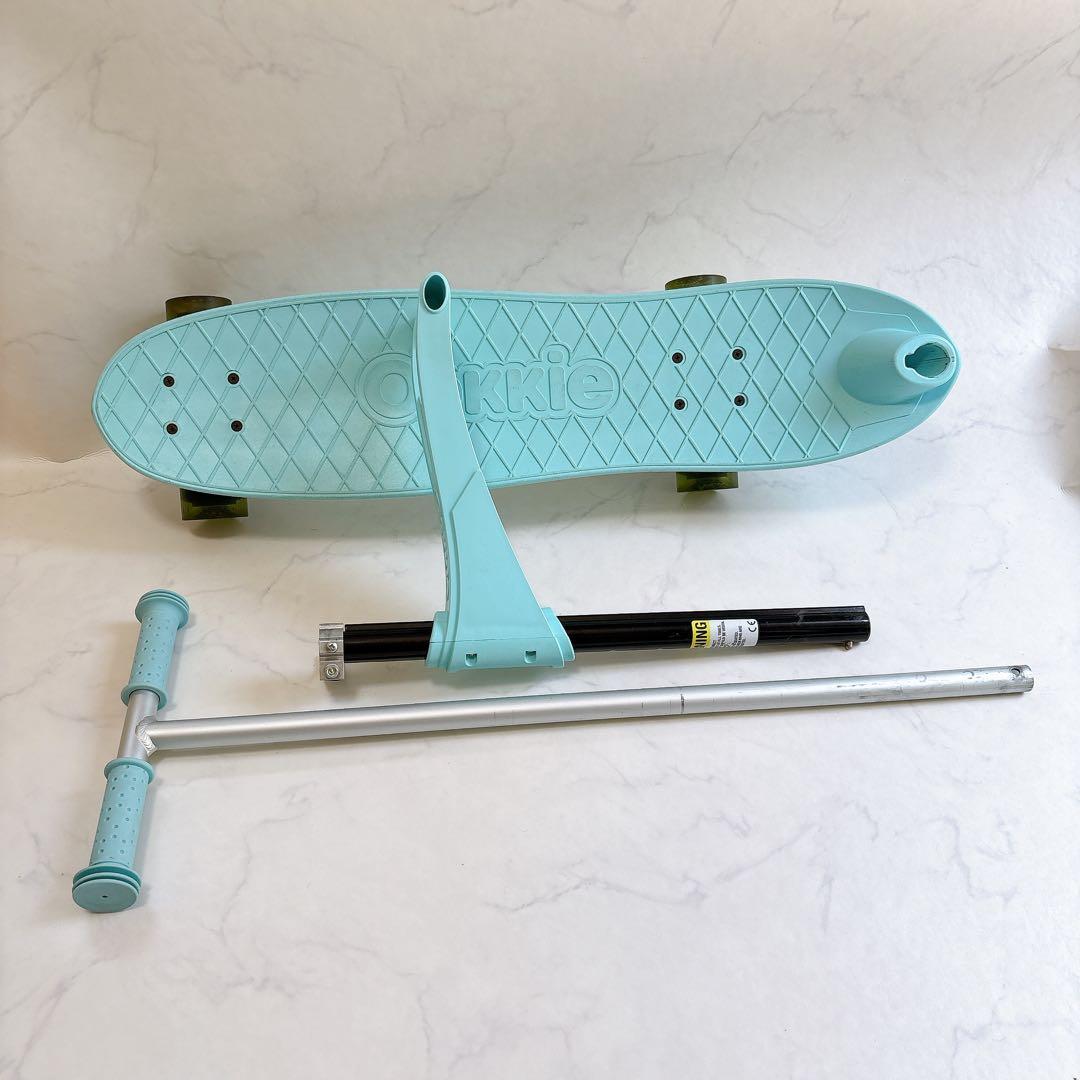 人気♡一歳から始められる　スケートボード　Ookkie オーキー　ブルー