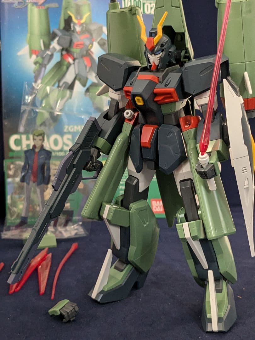 ガンプラ 組立済み まとめ売り SEED，ユニコーン等21点、アスランプレート他