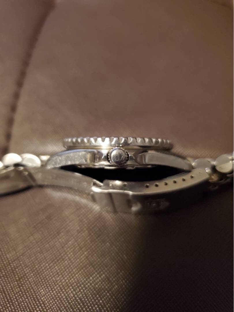 ポロリン　タグホイヤー 1000 ジャンク