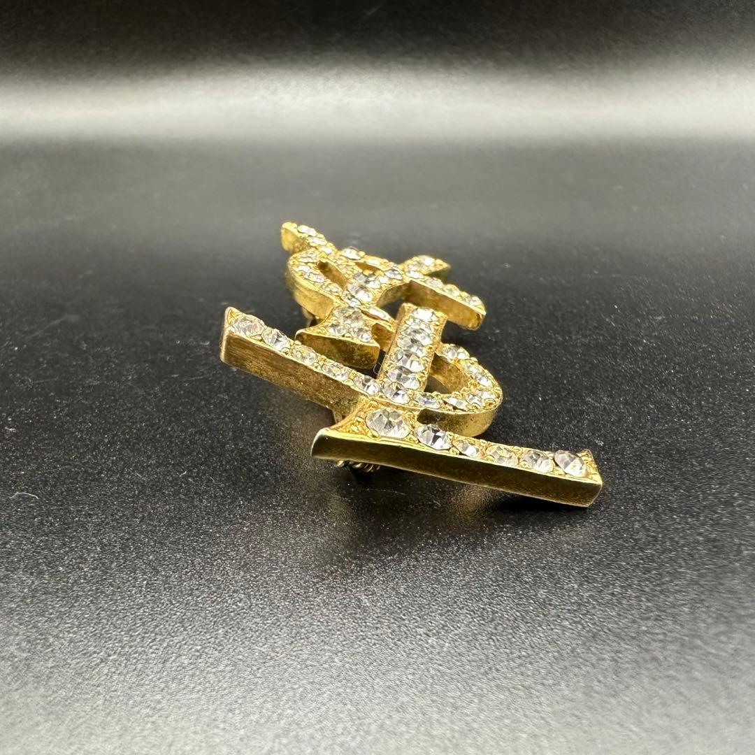 未使用級✨ YSL イヴ・サンローラン ブローチ ラインストーン ロゴ 971
