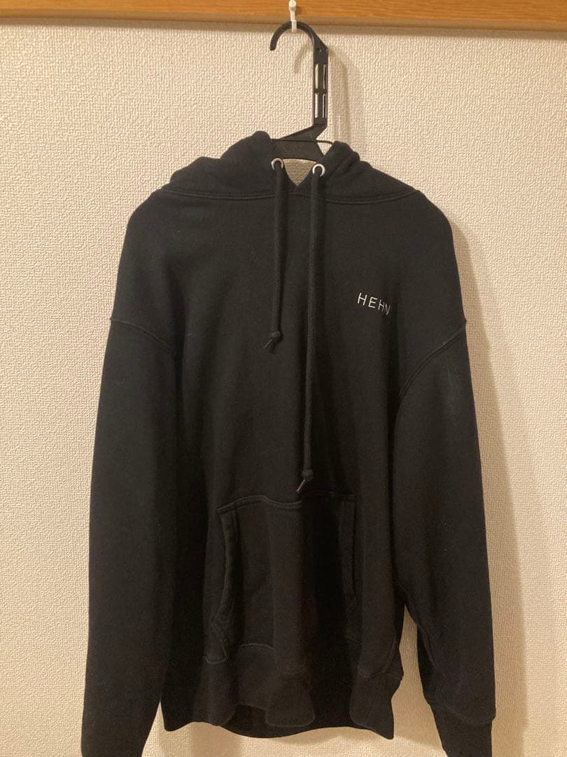 藤井風 HEHN カラフルグラフィック ブラックフード付きパーカー