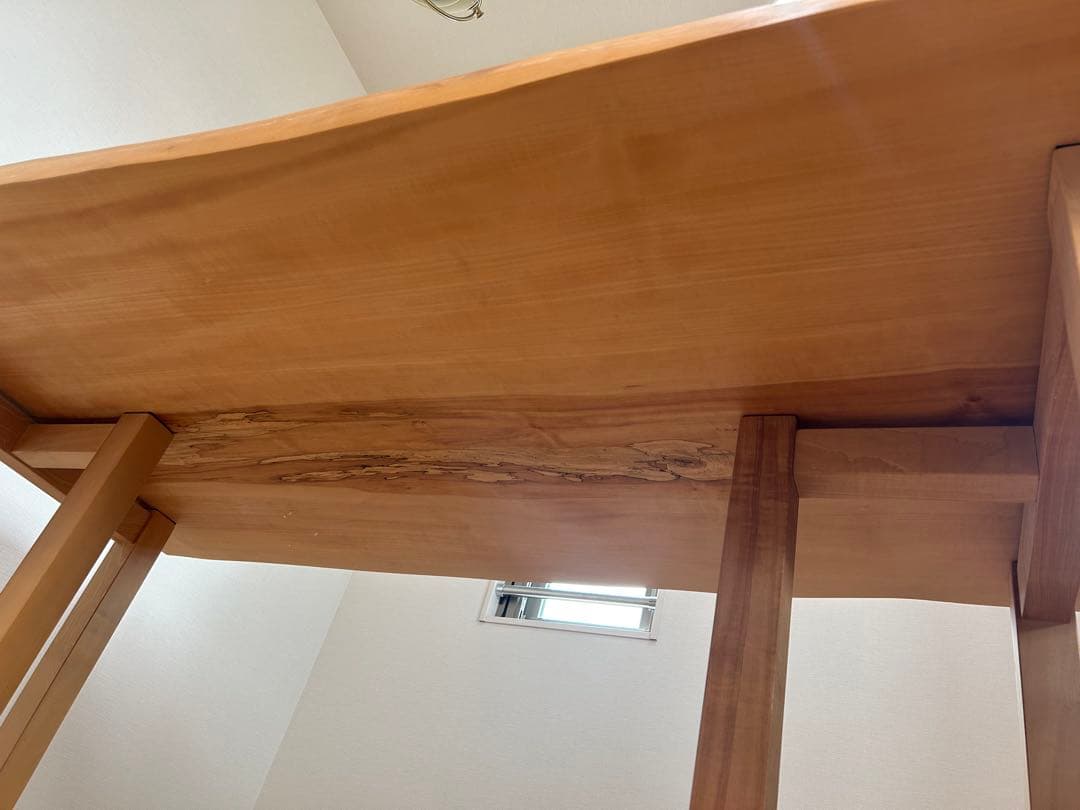 一枚板　ダイニングテーブル　栃　脚つき