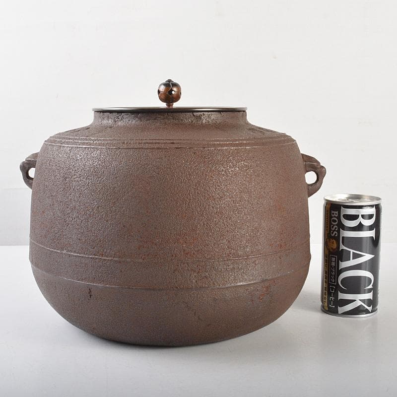 茶道具　釜師　和田美之助造　肩衝釜　共箱　M　R6628B