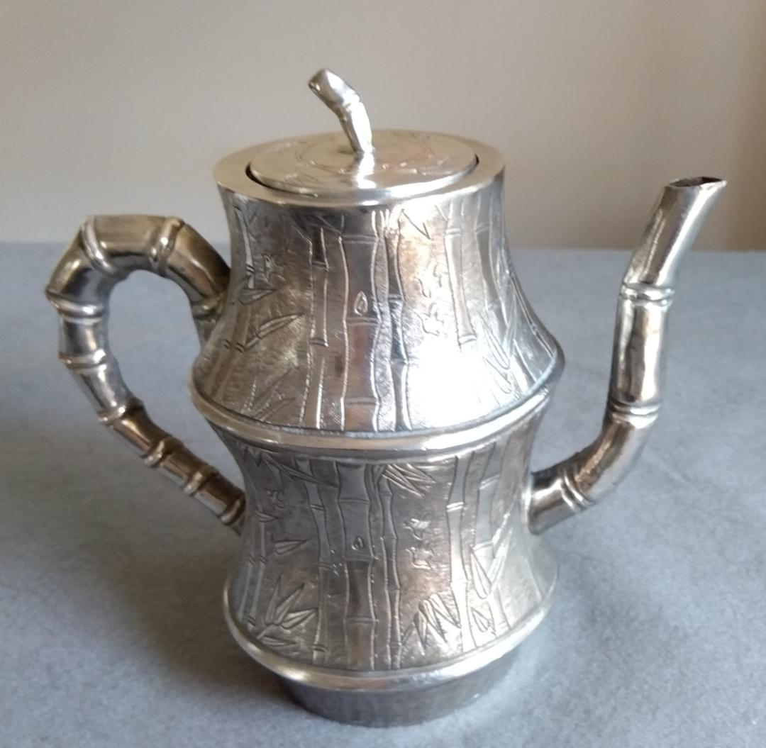 北京工芸品公司　銀製竹林吉祥紋紋様彫酒器 　353gm　全高160全長170mm