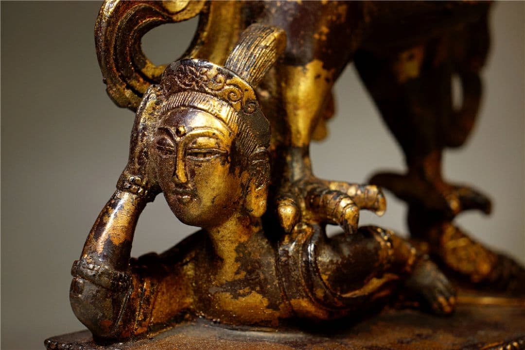 銅製翼神像 約25×9×28cm