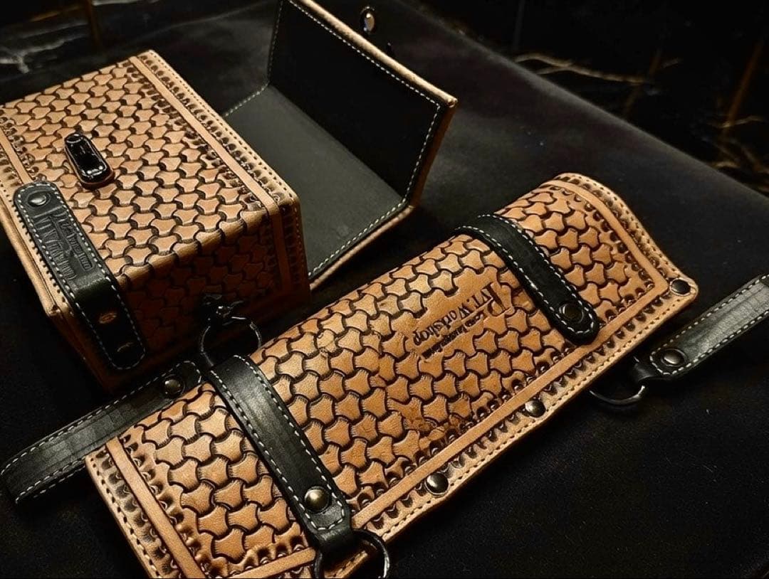 月末SALE！非売品！Pvt.Workshop極CL 本革　デッキケース&ハーフ