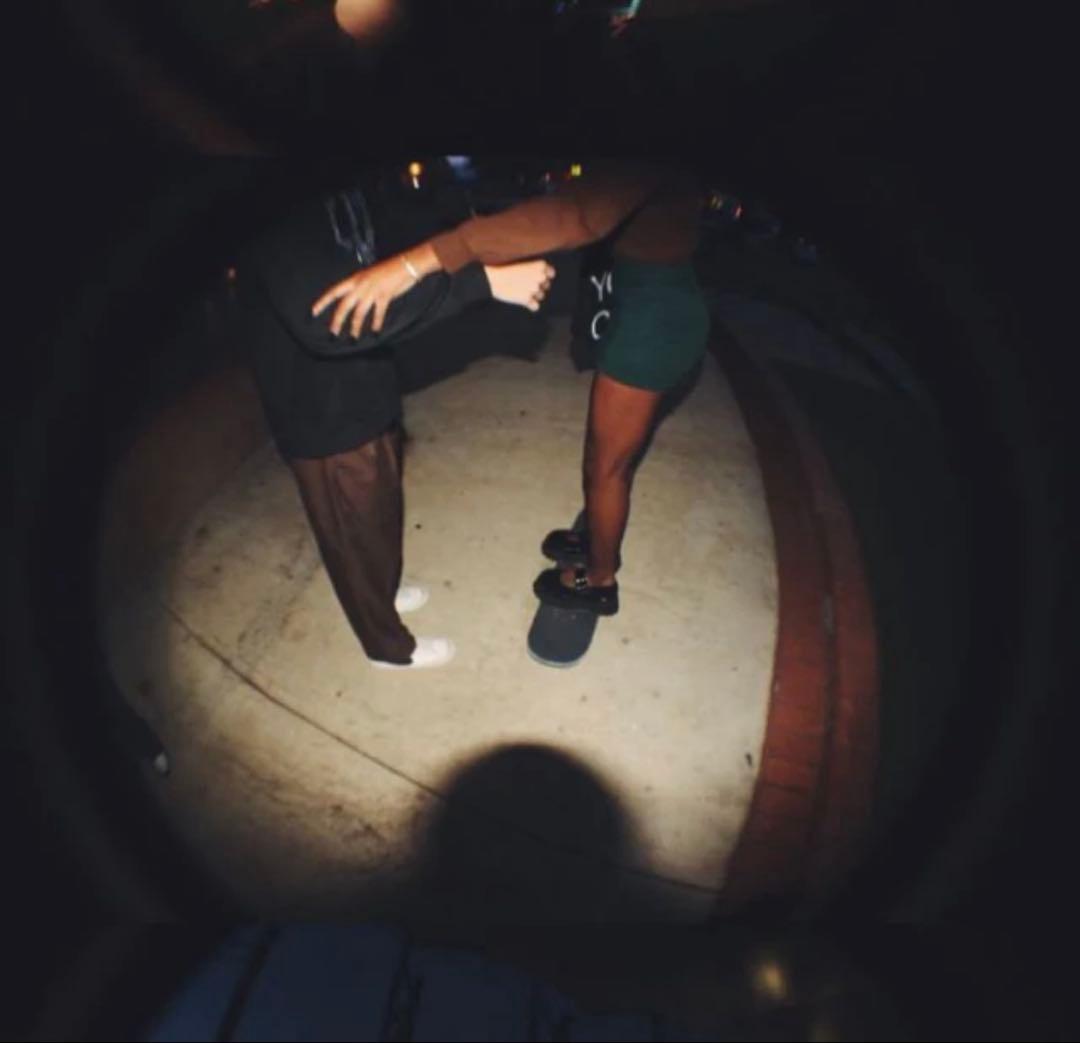 ビデオカメラ T O S Retro Camcorder