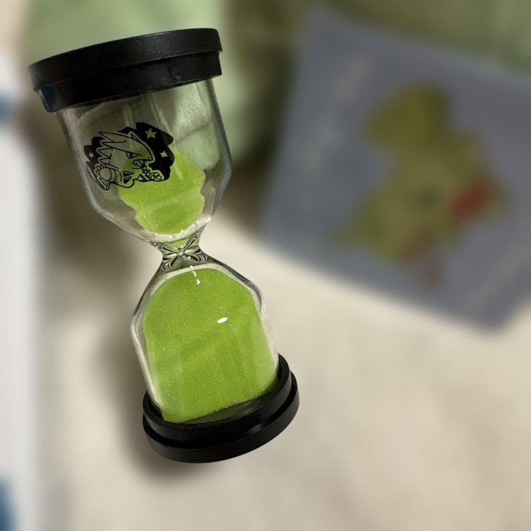 ポケモンセンターオリジナル　ヨーギラス　ぬいぐるみ　砂時計　もっちり