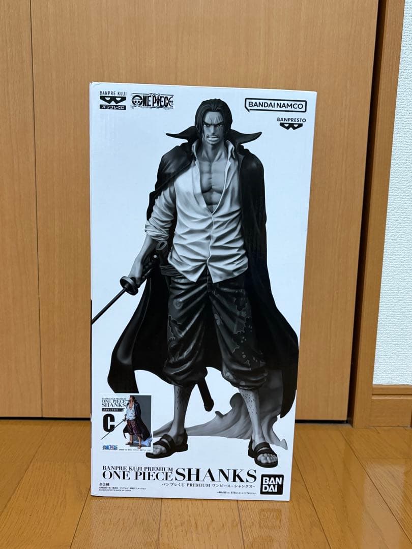 バンプレくじ プレミアム ワンピース シャンクス C賞 メタリックカラー