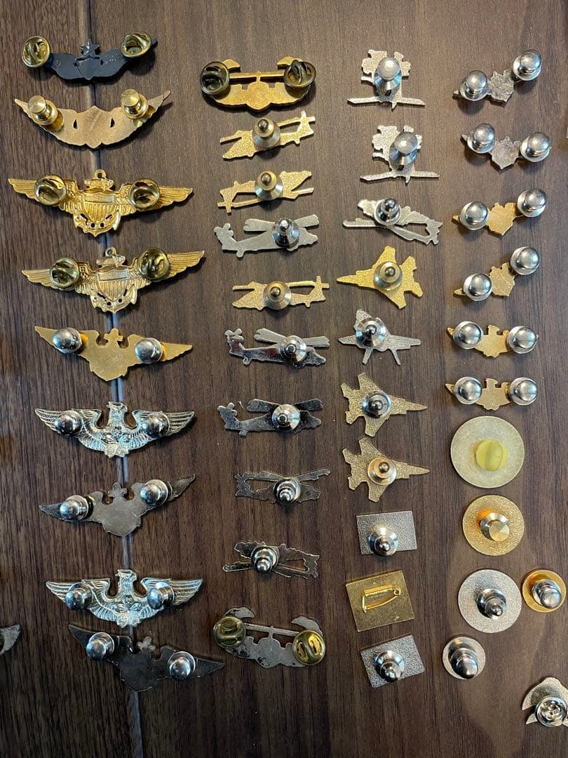 自衛隊 特攻隊 ピンバッジ 徽章 各種58点