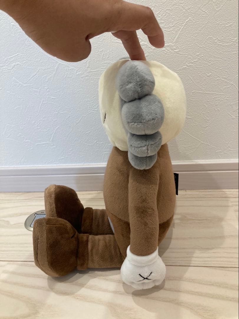 2体セット限定品KAWS Seeing KAWS BFF PLUSH ぬいぐるみ