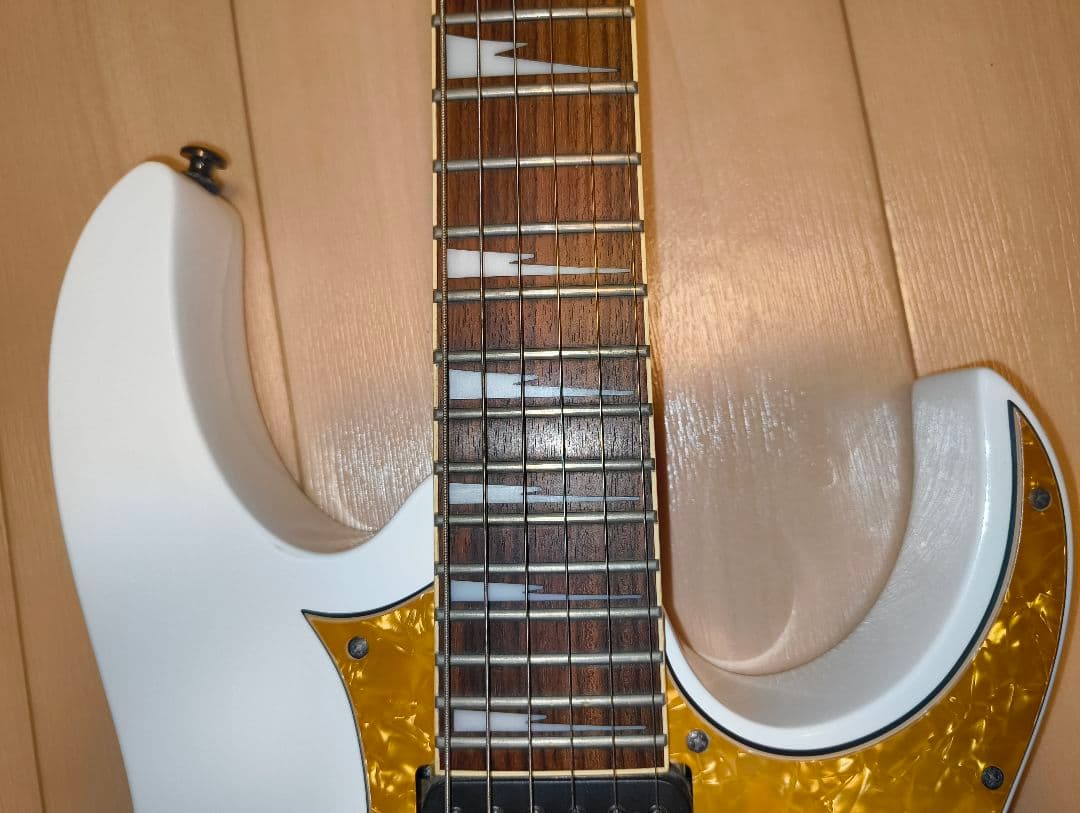 IBANEZ RG350DX (WH) ソフトケース付き