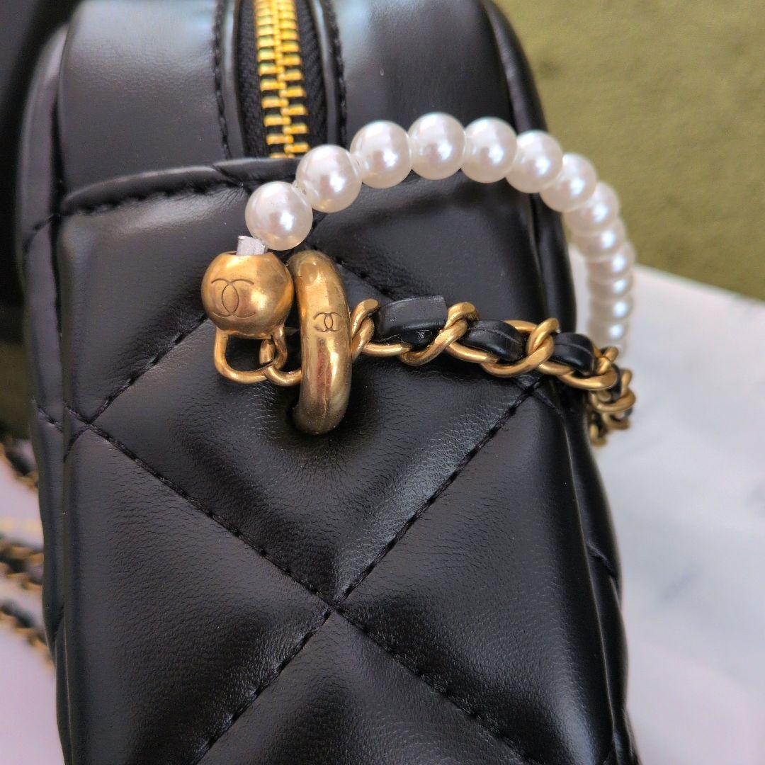 CHANEL シャネル　ブラックショルダーバッグ　ノベルティ