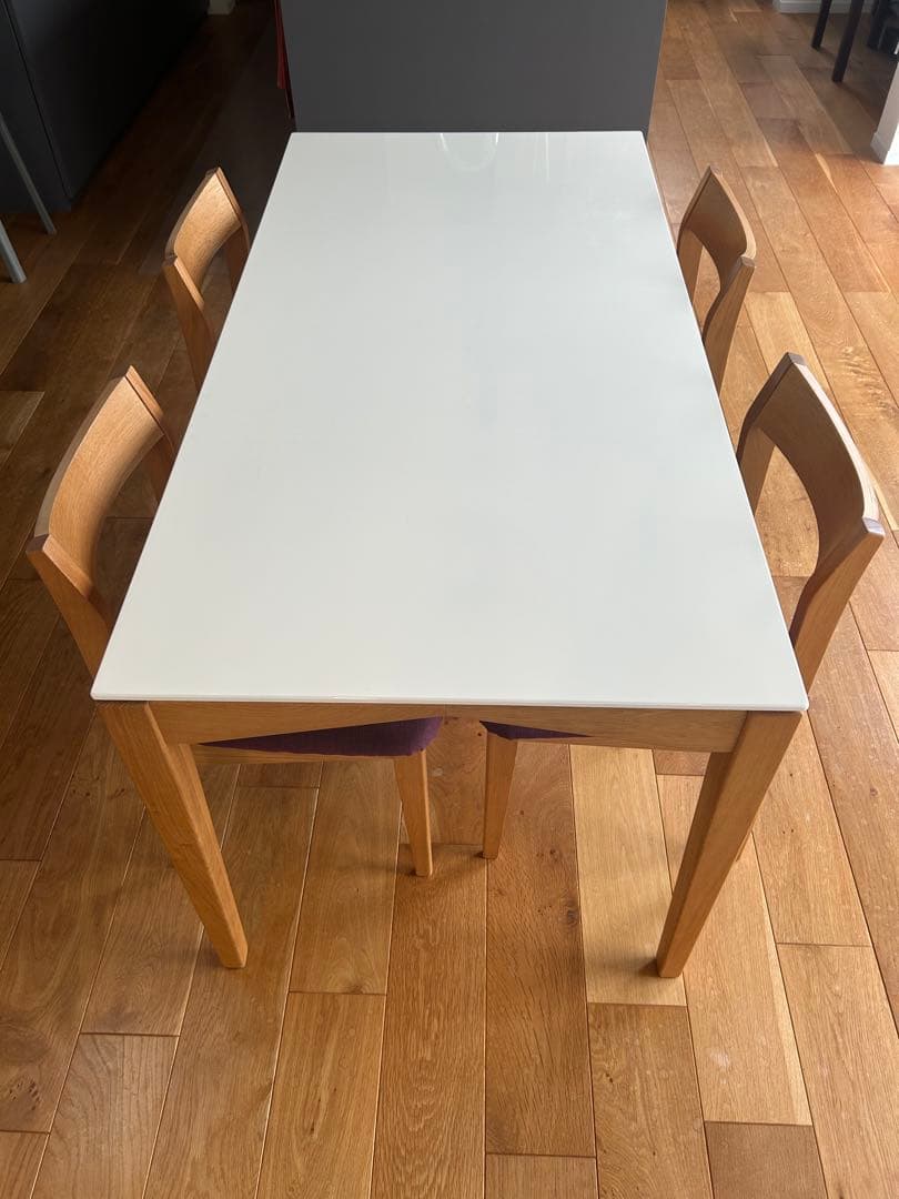 ふぃん【国産】ホワイトダイニングテーブルと椅子4脚セット