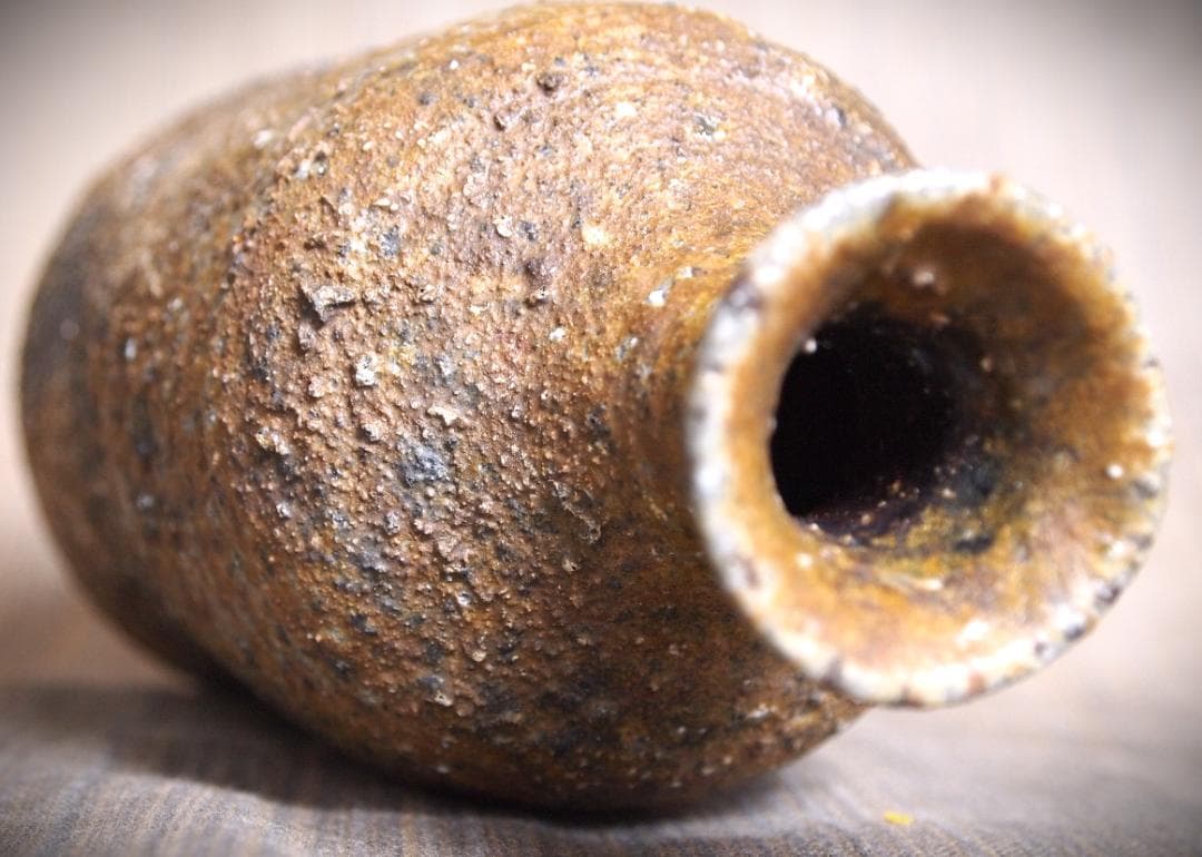 希少作★小山日出男★黒備前《窯変》徳利★黄胡麻★個展作品