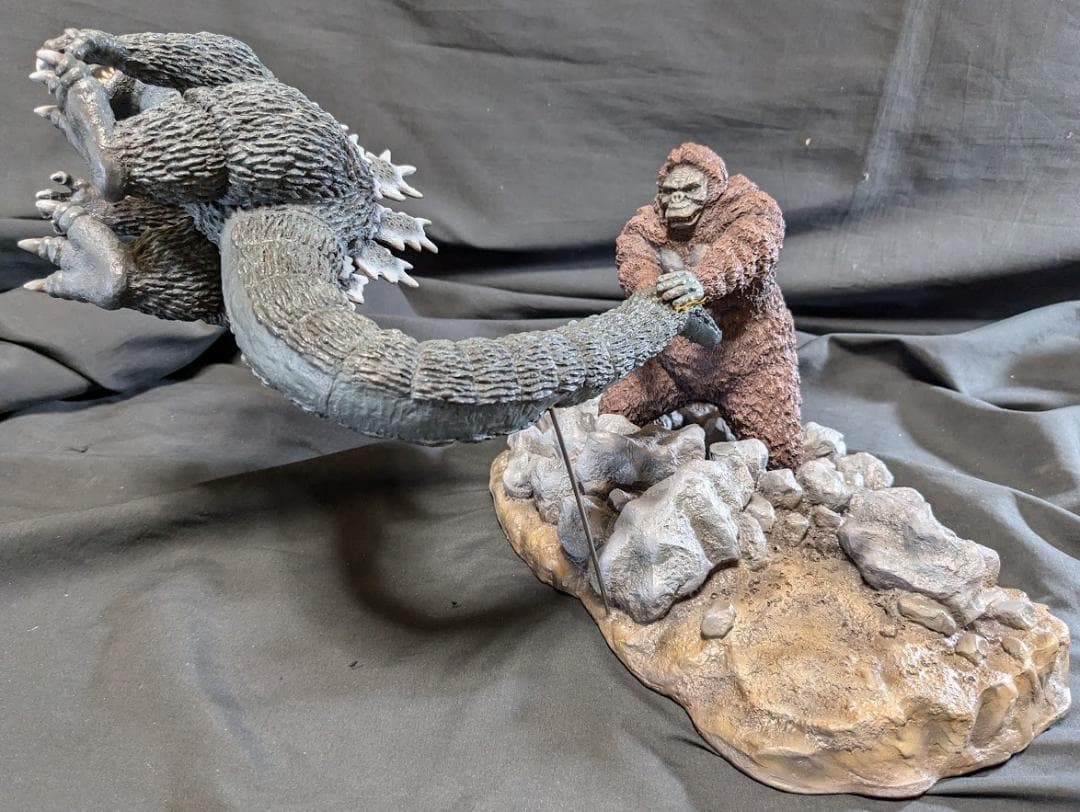 キンゴジ・ジャイアントスイング（パラダイス/イノウエアーツ）ガレージキット完成品