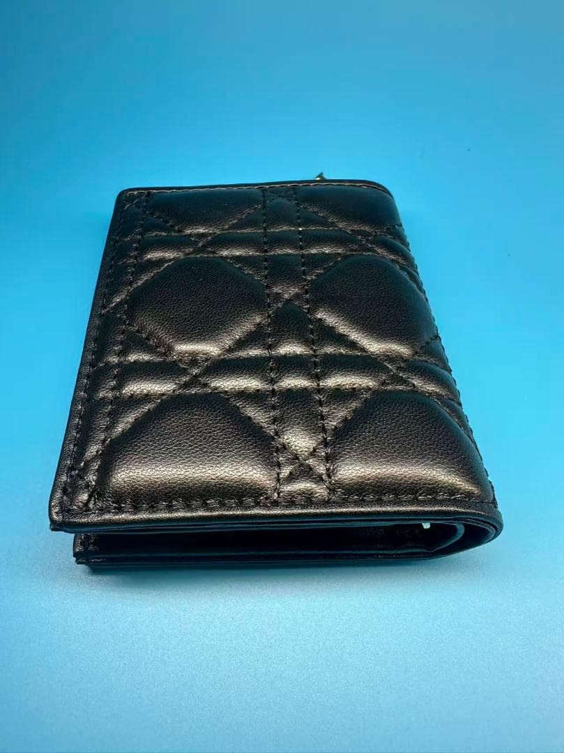 Dior ブラック キルティング 二つ折り財布