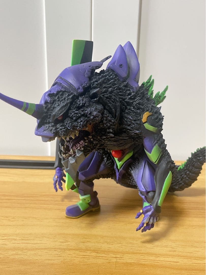 デフォリアルエヴァンゲリオン初号機&2号機セット2体限定版ゴジラ