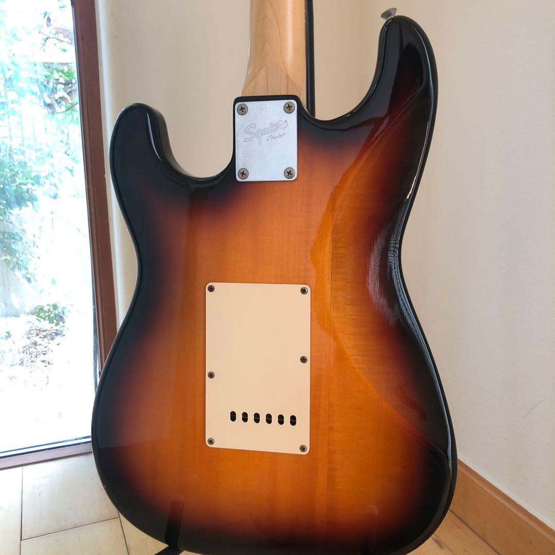 Squier　ストラトキャスター　サンバースト　スクワイアー