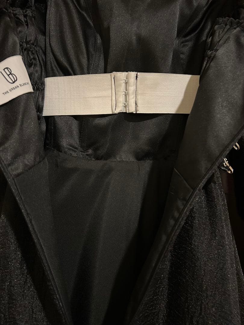 【THE URBAN BLANCHE】ブラックドレス（まとめ買い割引あり）