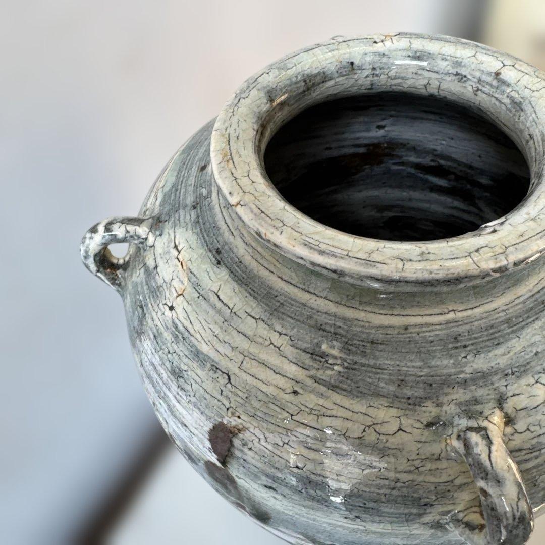韓国　古美術　灰色と黒の模様の陶芸の壺