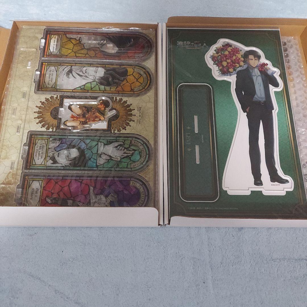 進撃の巨人　オンライン展覧会　アクリルジオラマ　リヴァイ　アニーク