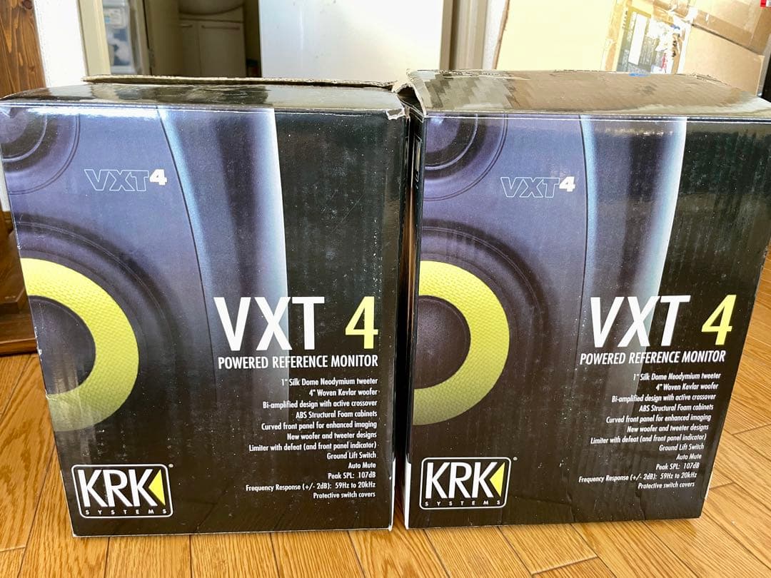 KRK VXT4 パワードモニタースピーカー　2/2