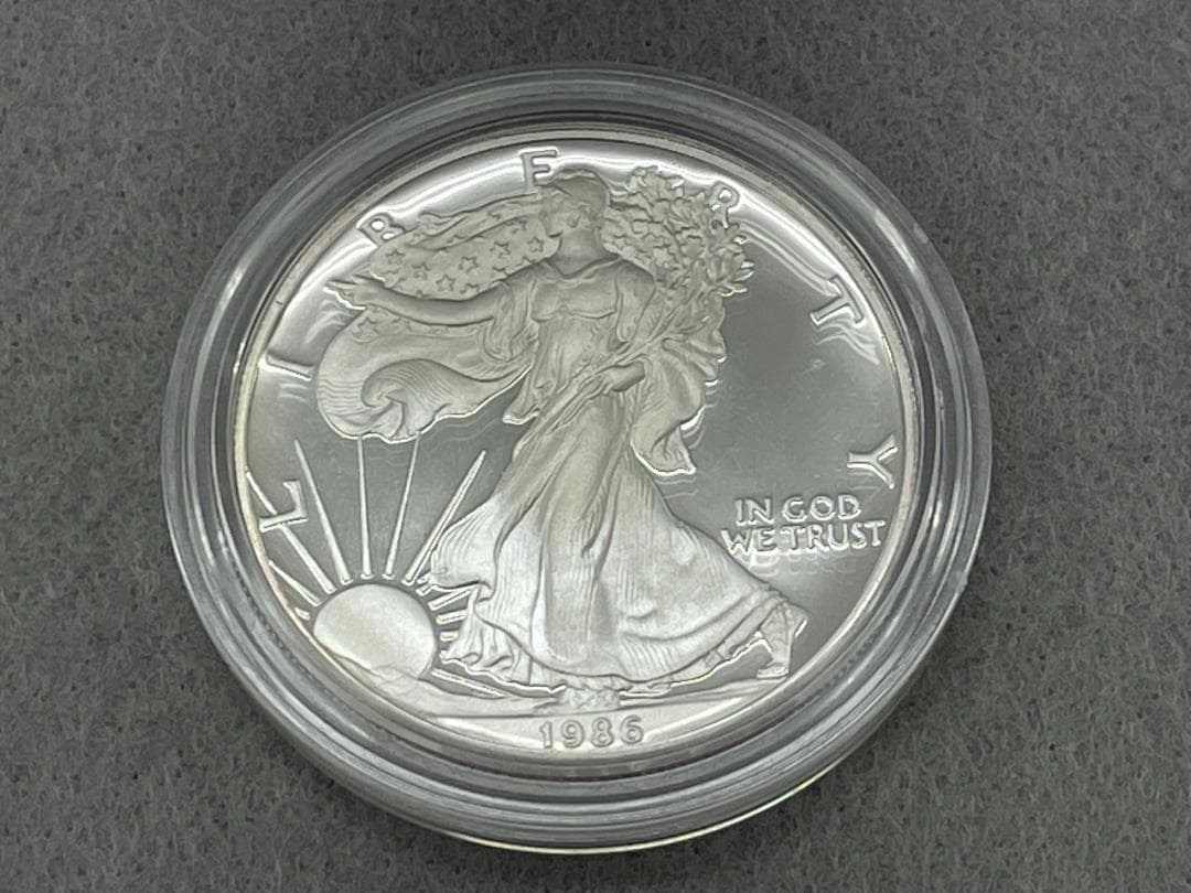 アメリカンイーグル シルバーコイン 1986 1986年 アメリカ 1ドル銀貨