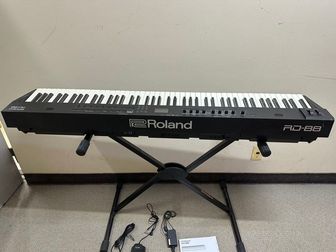 Roland RD-88 電子ピアノ 21年製 - メルカリ