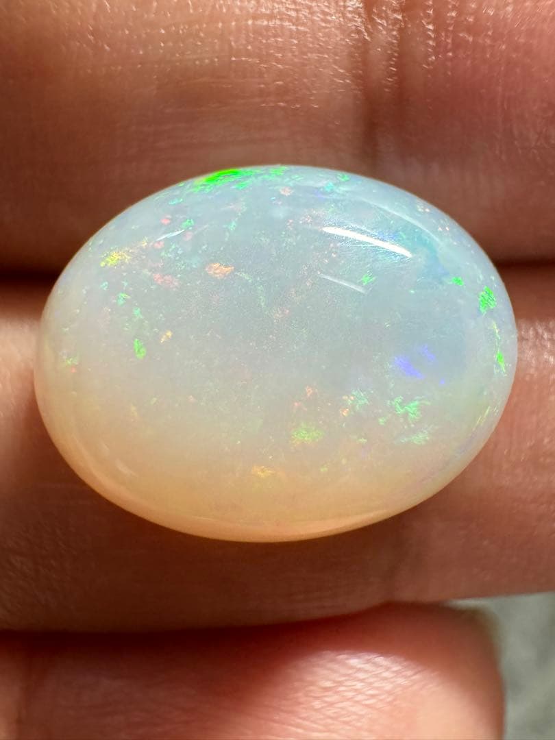 特大半透明天然オパール 8.794ct