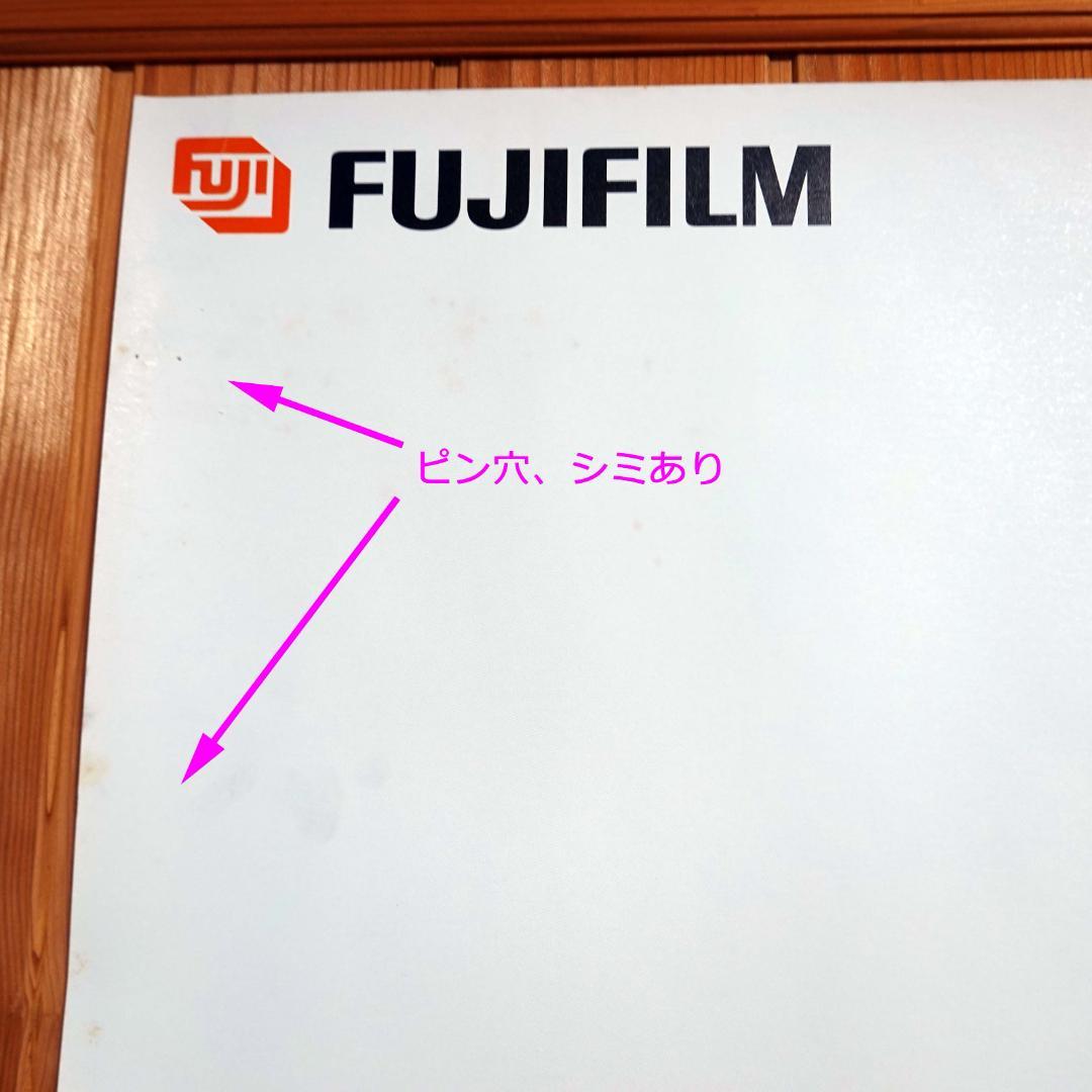 【実使用・大型ポスター】米倉涼子　富士フィルム・Q1　B0サイズ　シミピン穴あり