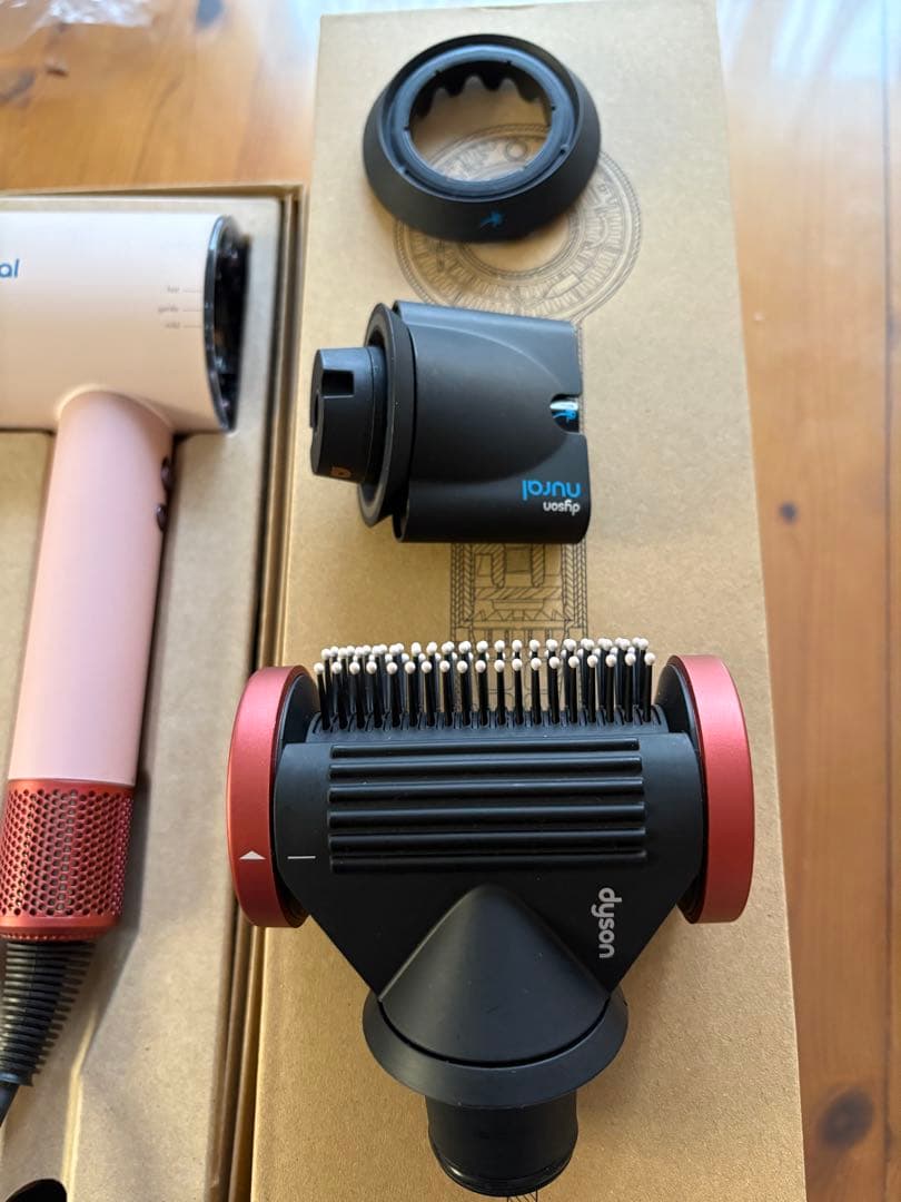 cocodyson　ダイソン　ピンク ヘアドライヤー 温度調整機能付き